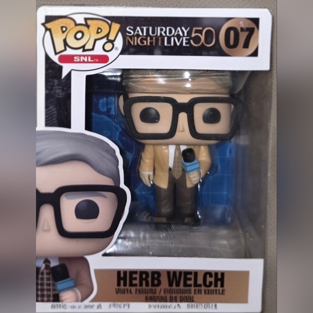 🐰🐣🆕️SNL-Funko Pop Herb Welch in Tan and Black Suit